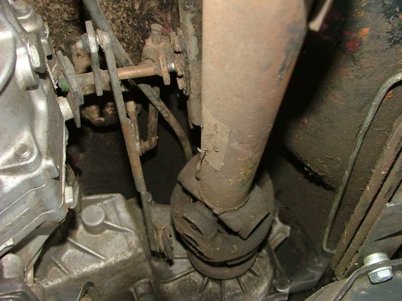 transfer case linkage - MJ Tech: DIY Projects and Write-Ups - Comanche Club  Forums