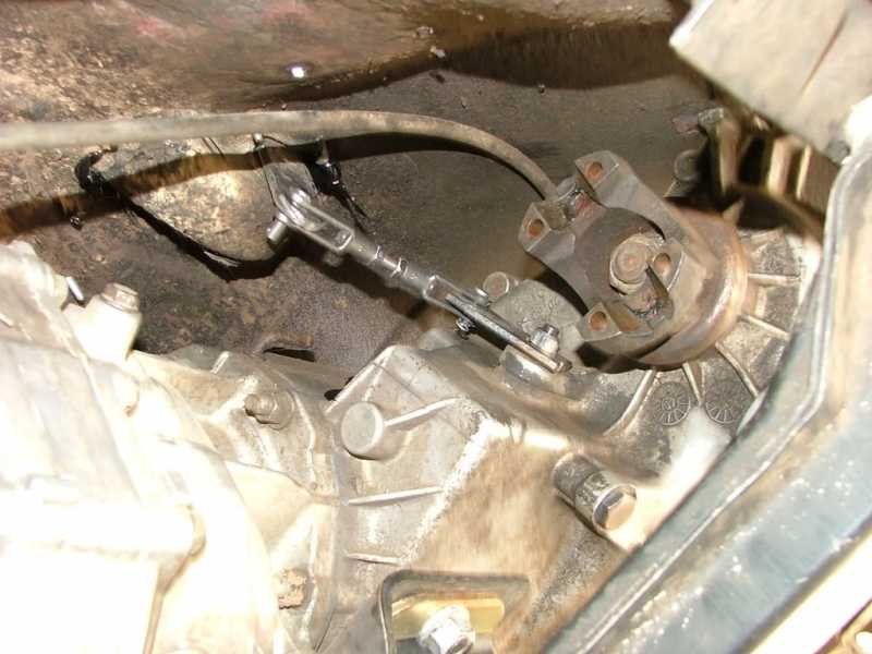 transfer case linkage - MJ Tech: DIY Projects and Write-Ups - Comanche Club  Forums
