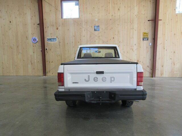 1990 White Jeep Comanche Rear  Boone, NC $15K.jpg