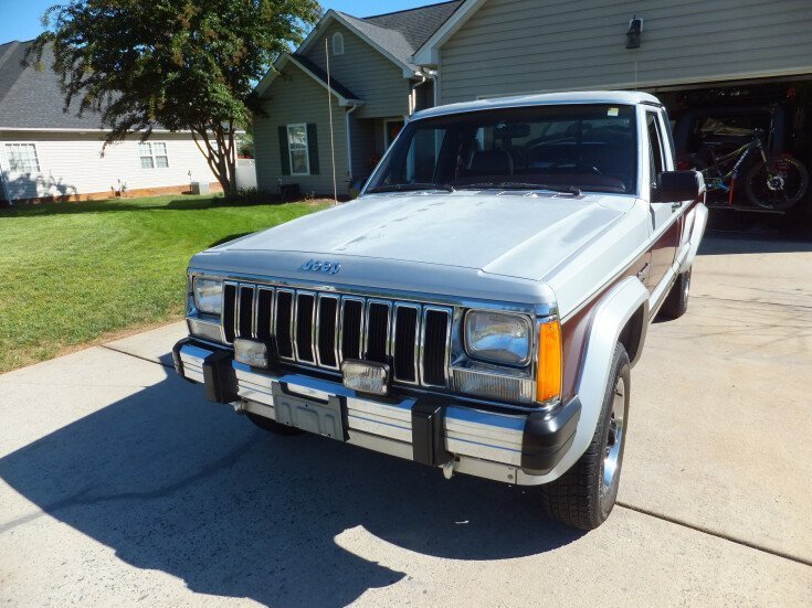 1987-Jeep-Comanche.jpg