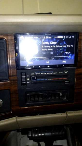 head-unit.JPG.d9a975fbb1c7a645438a6c63348bca86.JPG