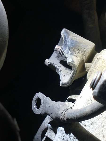 Alternatorshroudtrimmed.jpg.a4fb3f12a50611953a55dc3f26e226a3.jpg