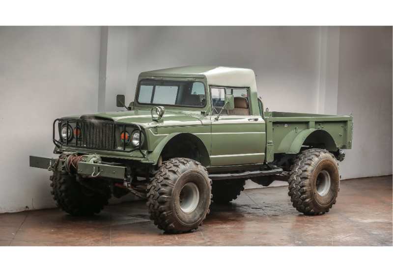Custom-Kaiser-Jeep-M715-Pickup-Truck.jpg.996cece60b5d7b0a5caf1a76fcbd7436.jpg